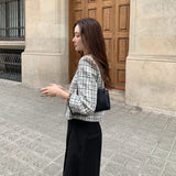 モノトーンVネックジャケットAJ1179