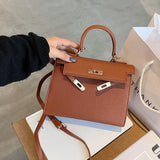 スクエアケリー風バッグ(3COLORS)AG1007